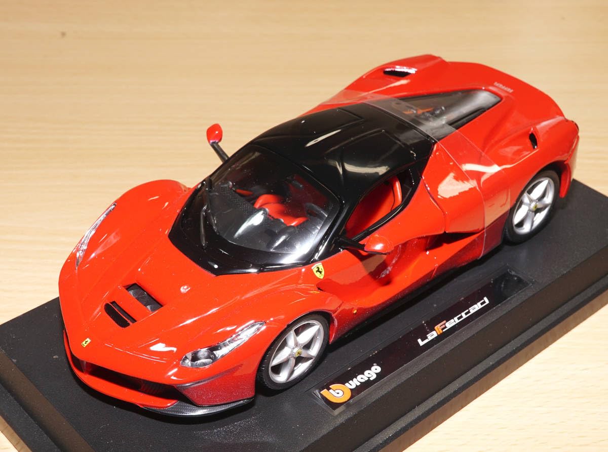 【新品】フェラーリ ラフェラーリ ミニカー ダイキャストカー Amazon | Bburago（ブラーゴ） 1/24 フェラーリ ラ フェラーリ